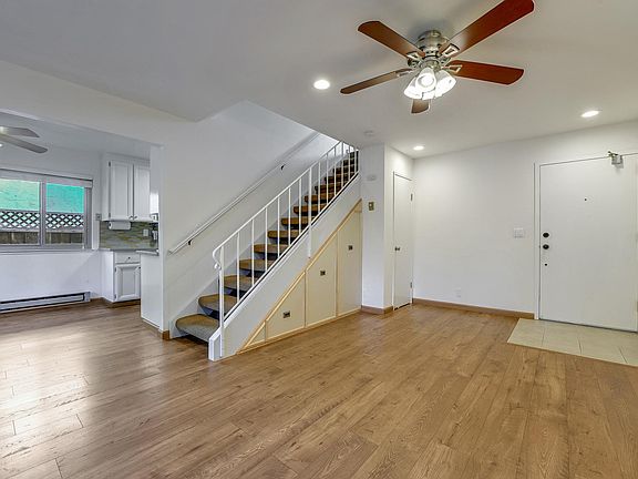 3rd image of 476 N Winchester Blvd APT 204