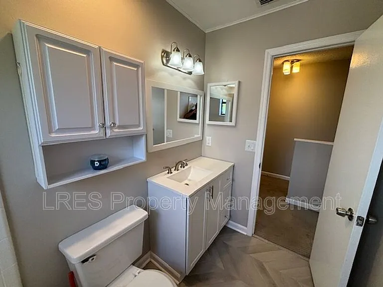 517 Carambola Ave — Photo 22