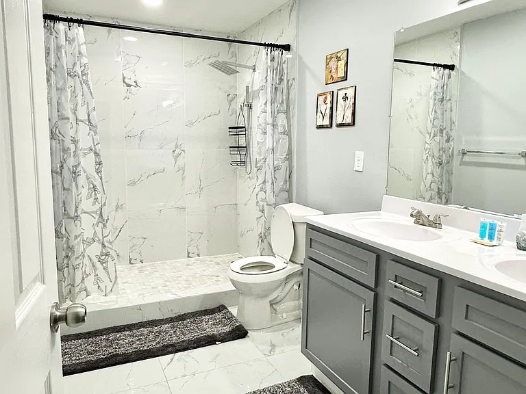 1514 S McLean Blvd — Photo 18