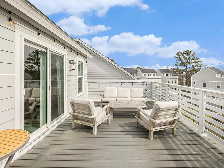 549 Cooper Village Ln — Photo 27