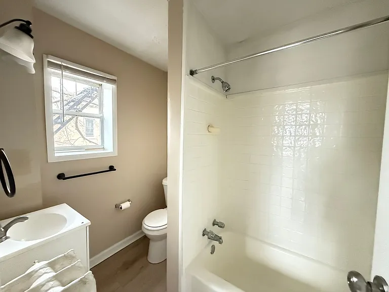 83-85 Meigs Street — Photo 12