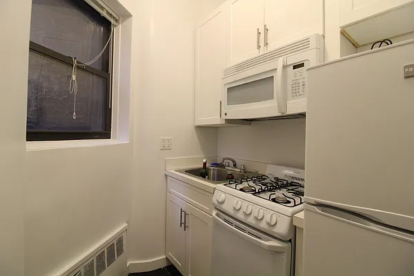 Rented by Keller Williams NYC | media 3