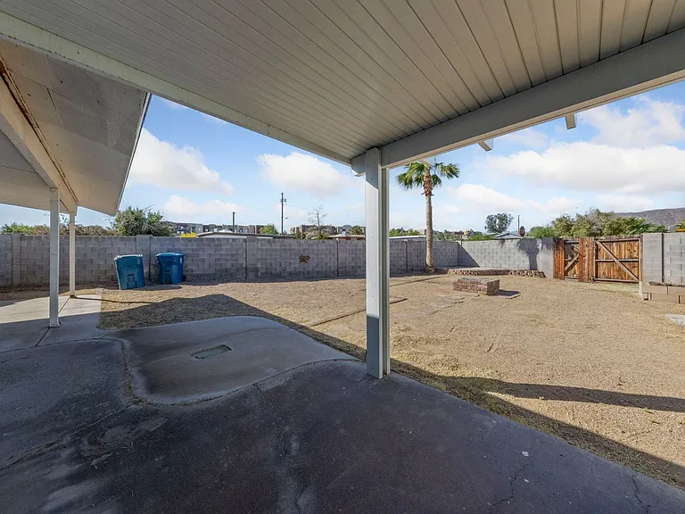 2 Arizona Way — Photo 24