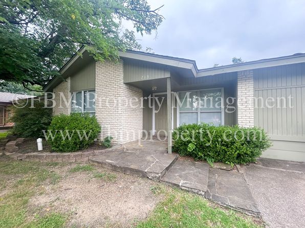 713 Phillips Dr