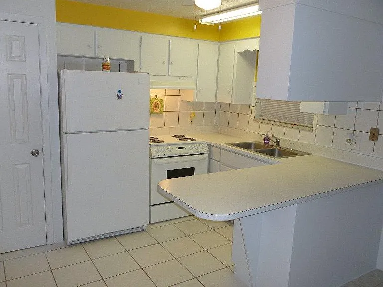 509 S Grandview Ave #1 — Photo 23
