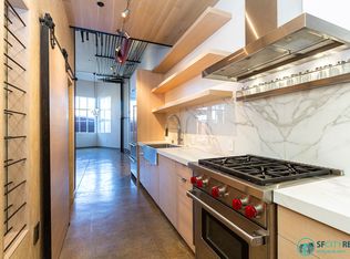 SoMa: Luxuriously Remodeled Conversion Live/Work Loft w/ Private Patio, W/D in unit & Garage Parking, San Francisco, CA 94103