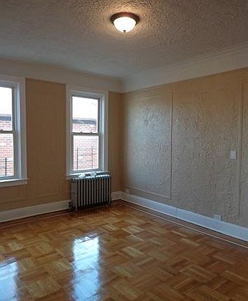 5th image of 3425 Gunther Ave