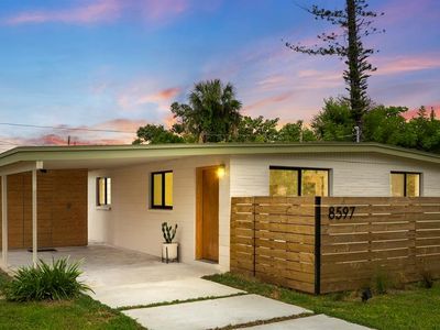 8597 93rd Ave, Seminole, FL, 33777