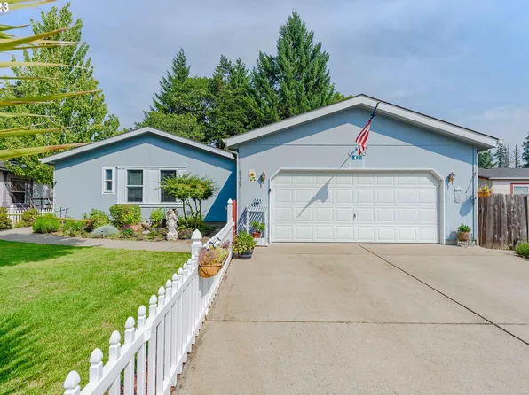 87785 Garber Ln, Veneta, OR 97487