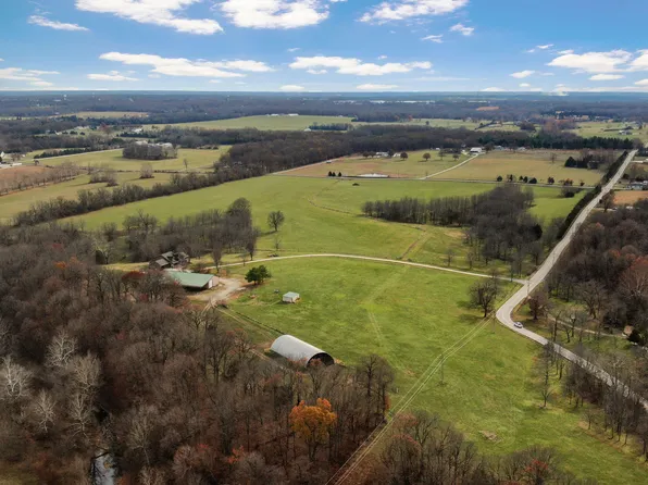 6198 N Farm Road 215, Strafford, MO 65757