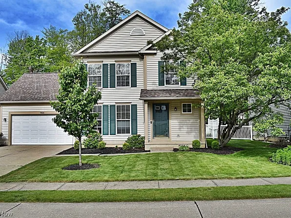 7816 Benton Ln, Hudson, OH 44236