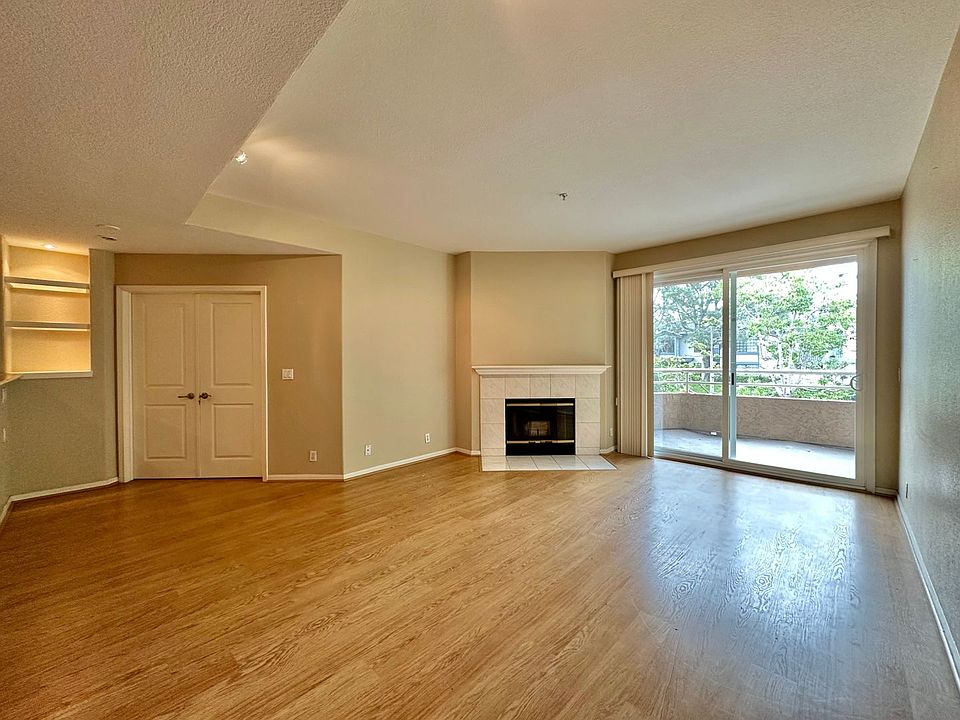 1st image of 3969 Mahaila Ave Unit 213