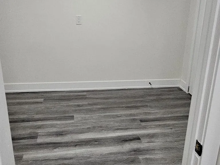 134 Bridgeport Rd E #UPPER — Photo 6