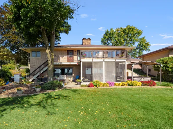 10661 Sudan St, Portage, MI 49002