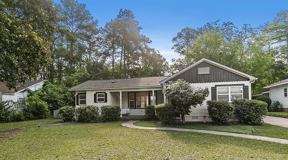 1st image of 528 N Park Ave