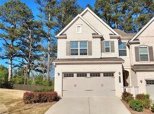 4331 Lanier Park Dr, Buford, GA 30518