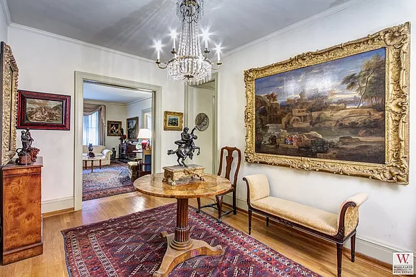 Sold by Wohlfarth & Associates Inc | media 27