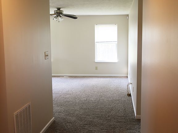 2nd image of 8142 Little River Ln