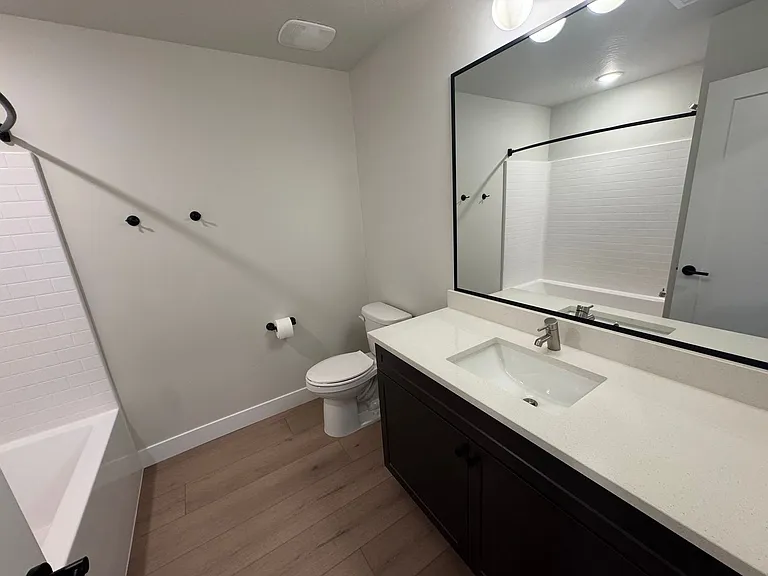 3934 E Fossil Way — Photo 18