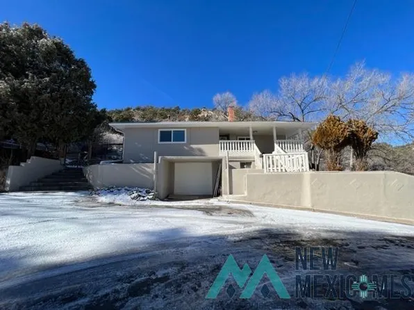 548 S 7th St, Raton, NM 87740