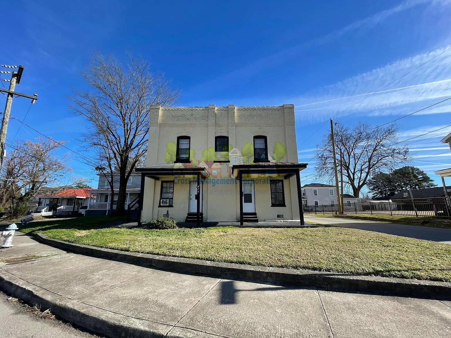 2 bed, 824 sqft, $1,000 — Photo 1