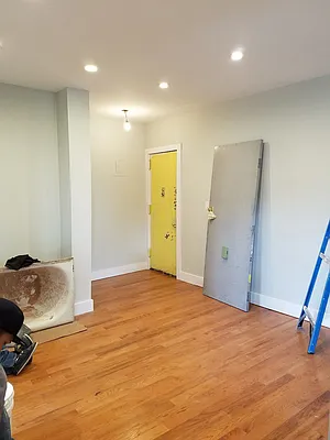 Rented by Space Link Realty | media 25