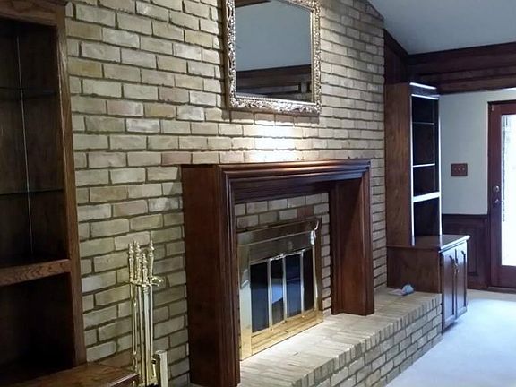 3rd image of 10 Lake Forest Dr