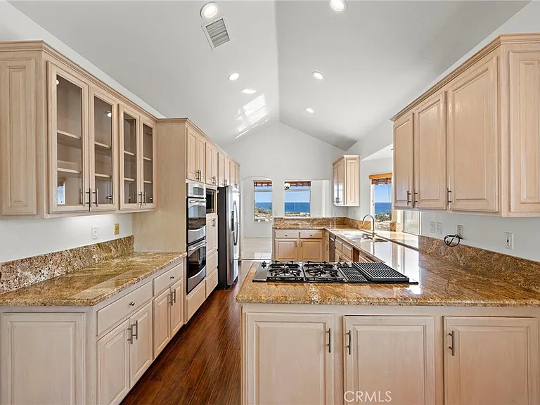34042 Cambridge Rd — Photo 7