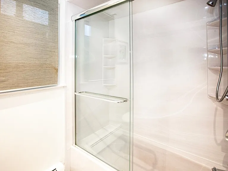 391 Manila Ave #3 — Photo 18