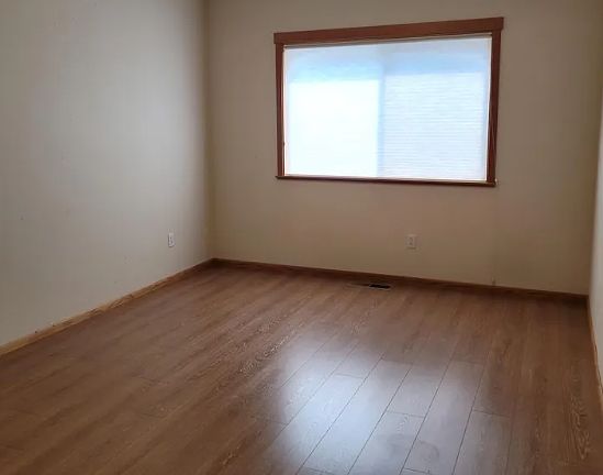 5th image of 610 Shadow Way