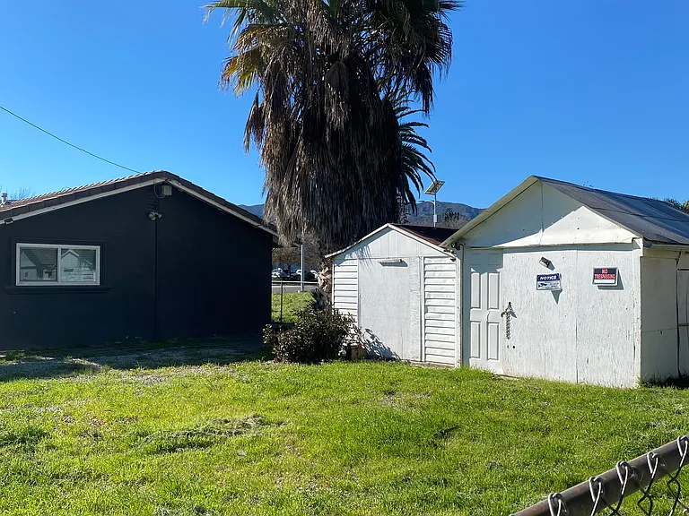 16510 Lakeshore Dr — Photo 34
