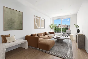 424 Evergreen Avenue, #2