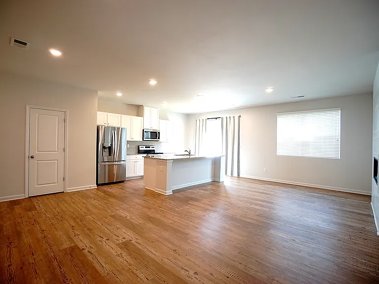 19 Lumpkin Ln — Photo 3