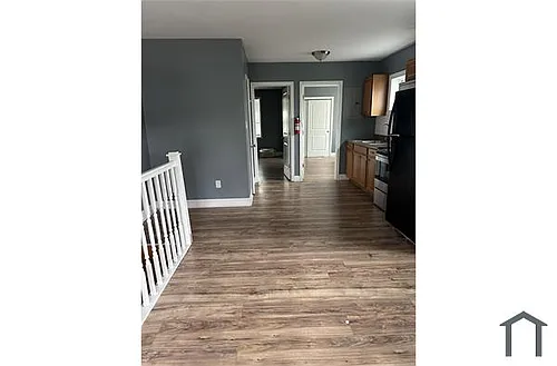 969 E Price St Photo 1