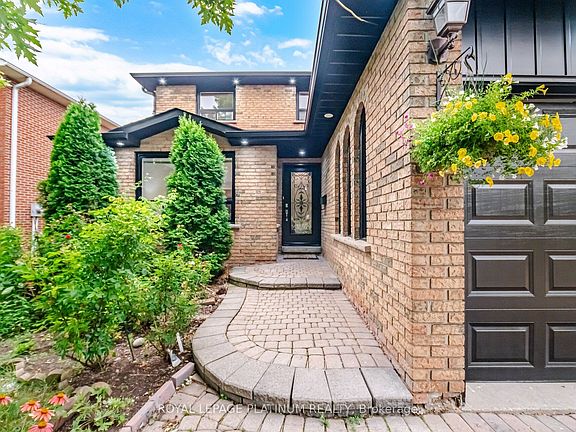 4th image of 2542 Pollard Dr