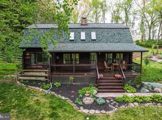 896 Frogtown Rd, Hanover, PA 17331