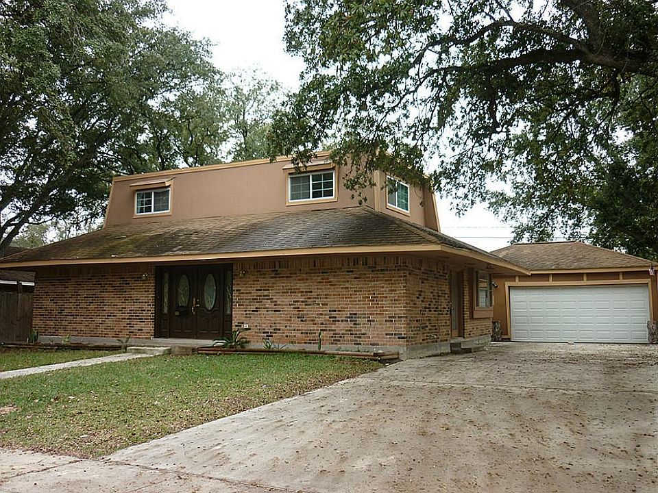 1st image of 604 Glenmore Dr