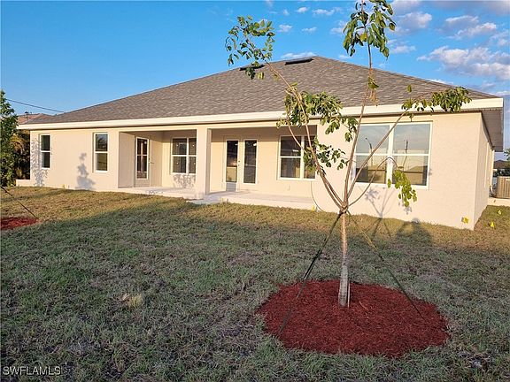 2nd image of 1020 NW 7th Ave