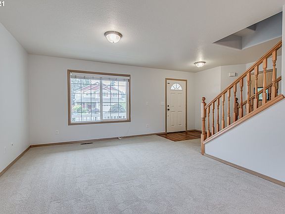 5th image of 10516 NE 97th Cir
