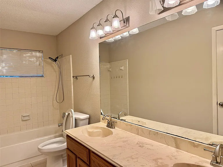 2923 Cottonfield Way — Photo 10