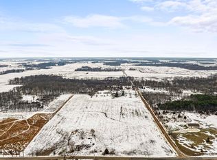 E Division Rd, Angola, IN 46703