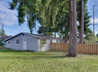 601 Roswell Dr, Bremerton, WA 98310