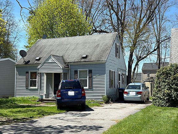 2nd image of 52 Whitman Rd