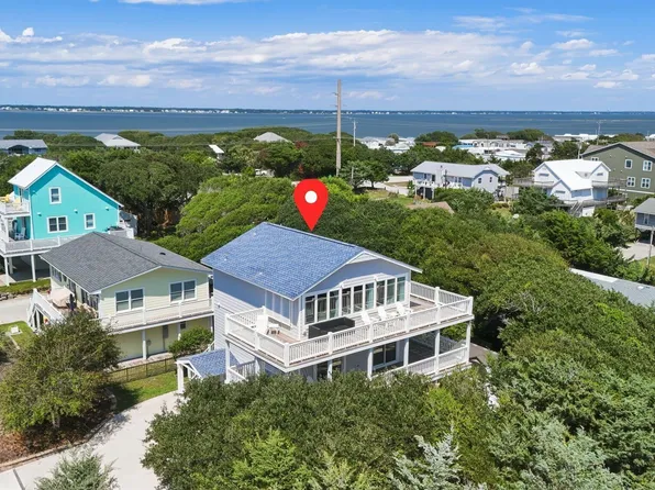 102 Gregg Street, Emerald Isle, NC 28594