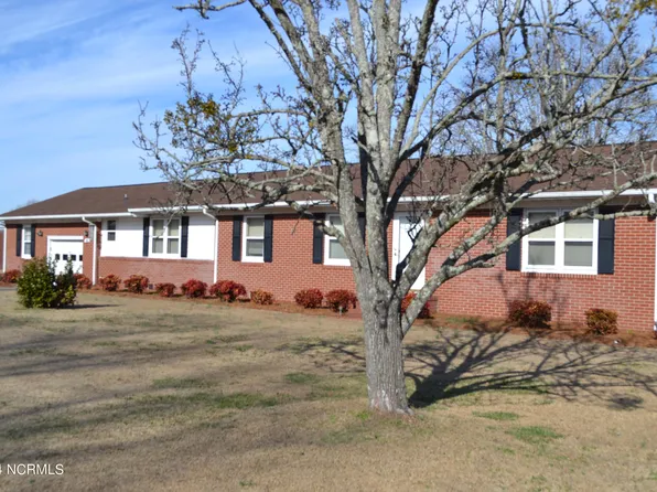 685 Saint Joseph Street, Grifton, NC 28530
