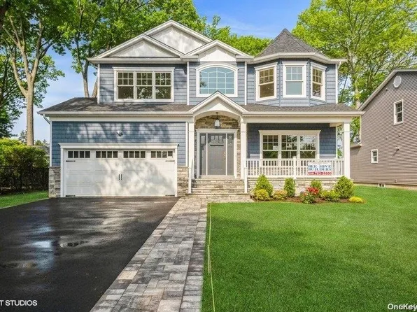 1570 Hannington Avenue, Wantagh, NY 11793