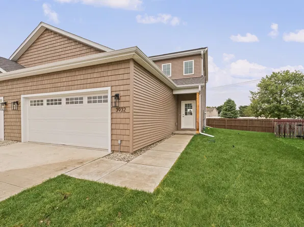3932 Summer Sage Ct, Champaign, IL 61822