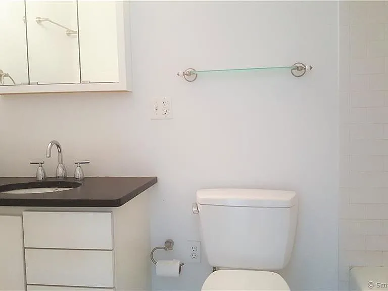 804 Chapel St #302 — Photo 6