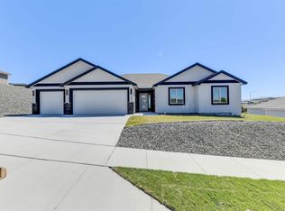 3157 S McKinley St, Kennewick, WA 99338
