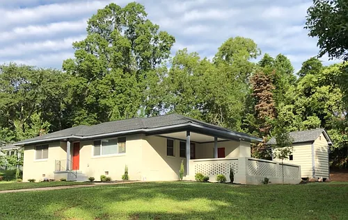 447 Plum St Photo 1